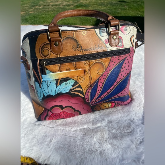 💕NWOT ANUSCHKA GENUINE LEATHER Hand Painted Floral Crossbody Satchel handbag💕 - Picture 10 of 11